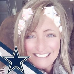 Meet your Posher, Dina